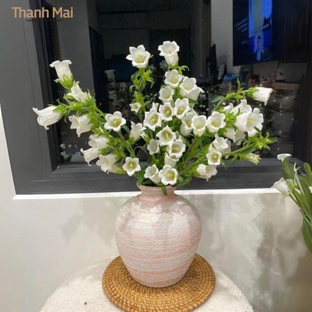 Mẫu bình hoa gốm sứ Bát Tràng tao nhã cắm hoa ngày tết