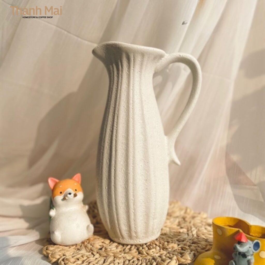 Mẫu bình hoa gốm sứ Bát Tràng tao nhã cắm hoa ngày tết
